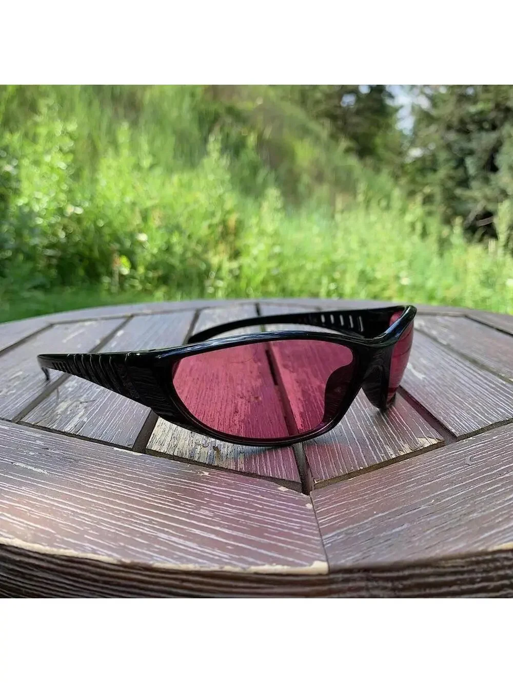 Cyber Grunge y2k 2000s Black Vented Sport futuristic style surfer raspberry